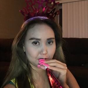 Meet your Posher, Cristina